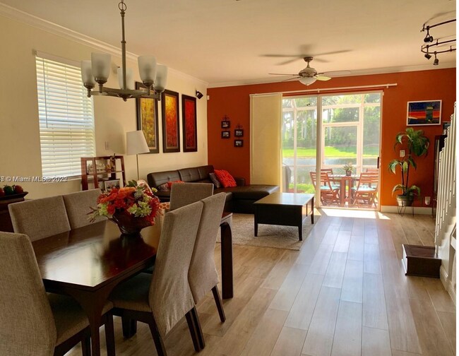 Building Photo - 2249 Salerno Cir