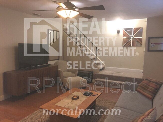 Building Photo - 8712 Woodman Way