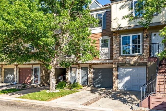 Foto del edificio - 8066 S Columbine Ct