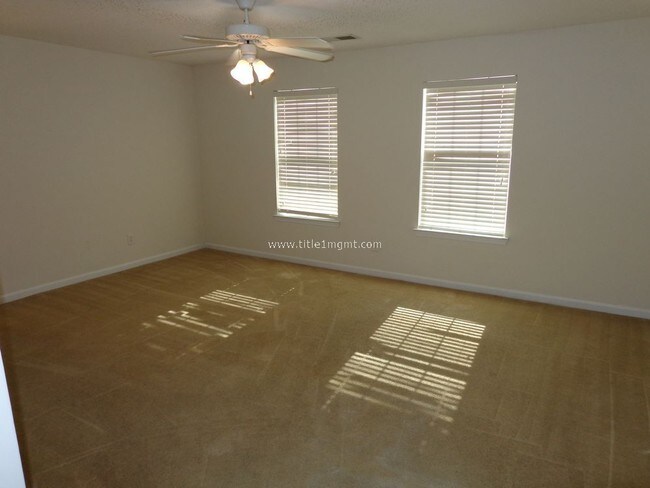 Foto del edificio - 5171 Hanover St