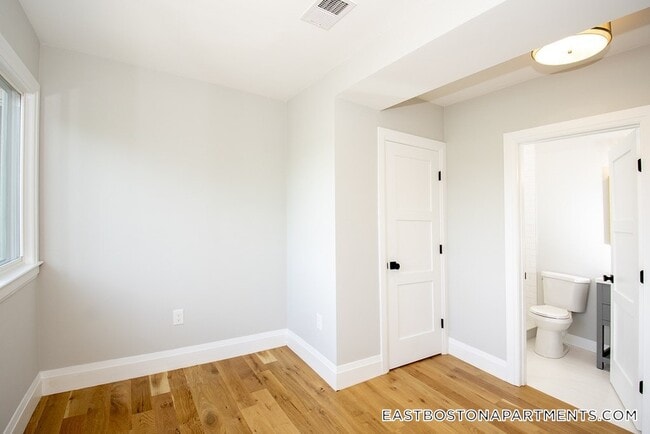 Building Photo - 58 Frankfort St