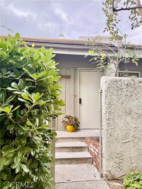 Foto del edificio - 11738 Moorpark St