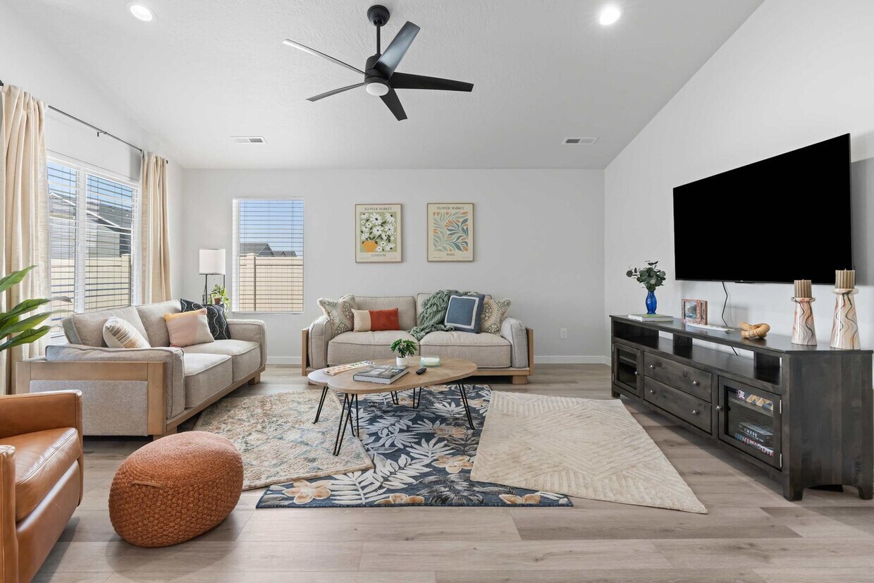 Foto principal - 4289 N Glassford Ave