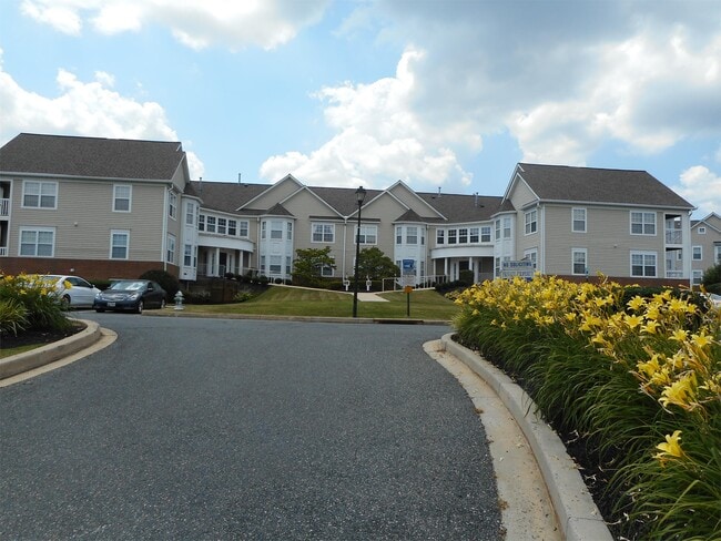 Building Photo - 104 Bayland Dr