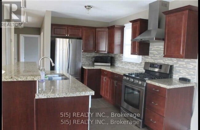 Building Photo - 212 Lee Ave