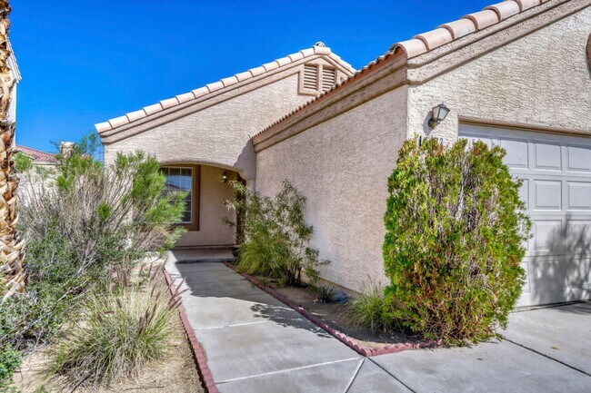 Foto del edificio - Newly painted and new carpet!