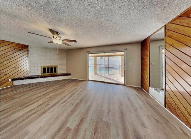 Building Photo - 5148 W Laurie Ln