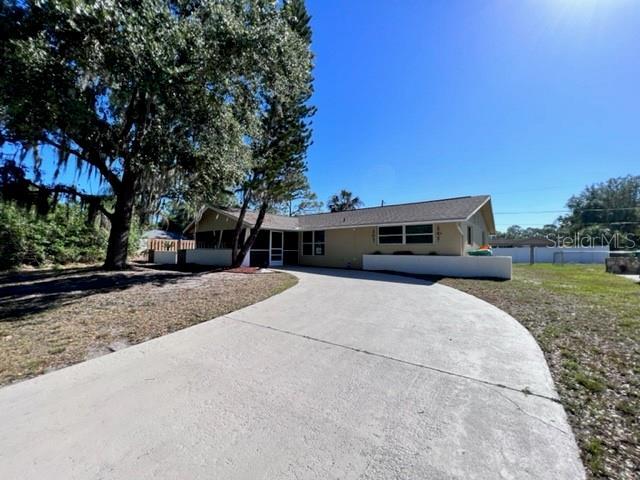 Building Photo - 424 Vannell St