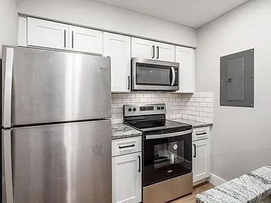 Foto del edificio - 490 Forest St