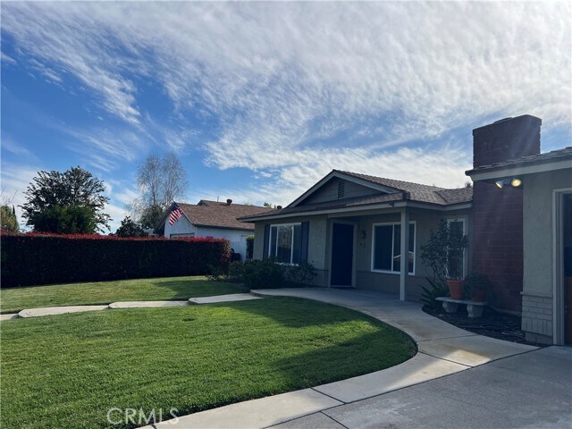 Foto del edificio - 15745 Sprig St