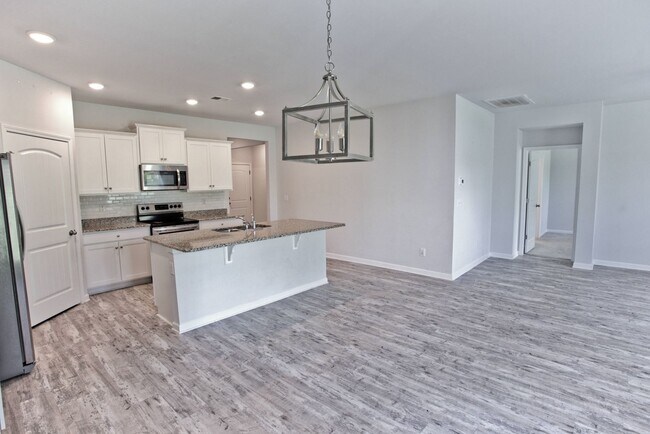 Foto del edificio - 248 Autumn Terrace Ln