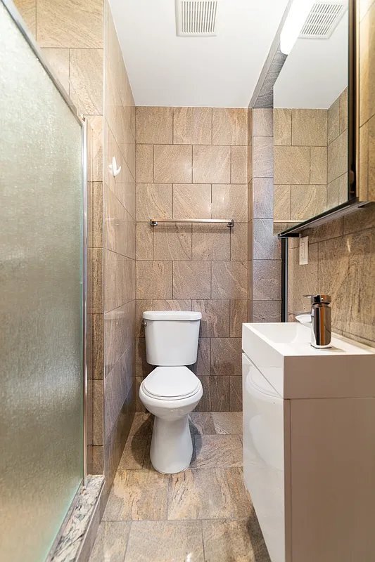 Foto del edificio - 203 E 14th St