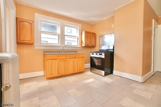 Foto del edificio - 180 Hobson St