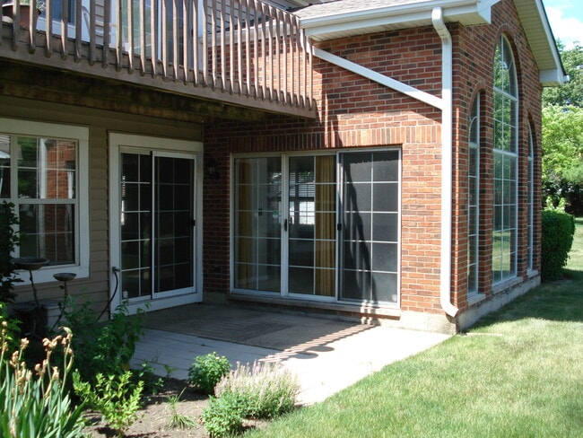 Foto del edificio - 906 W Happfield Dr