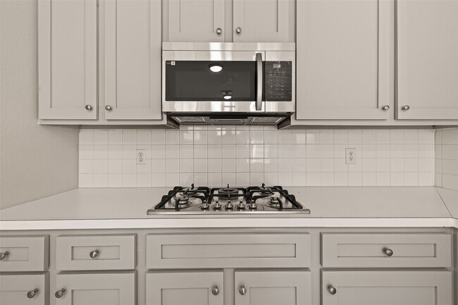 Foto del edificio - 7411 Pacific Ridge Ct