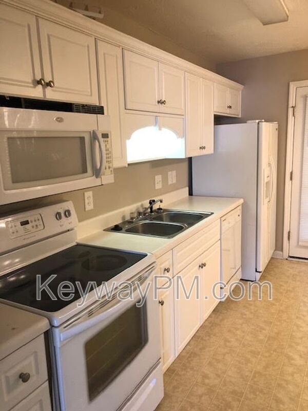 Building Photo - 239 Lynbrook Way