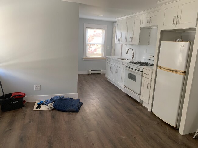 Foto del edificio - 4 Bay Front Dr