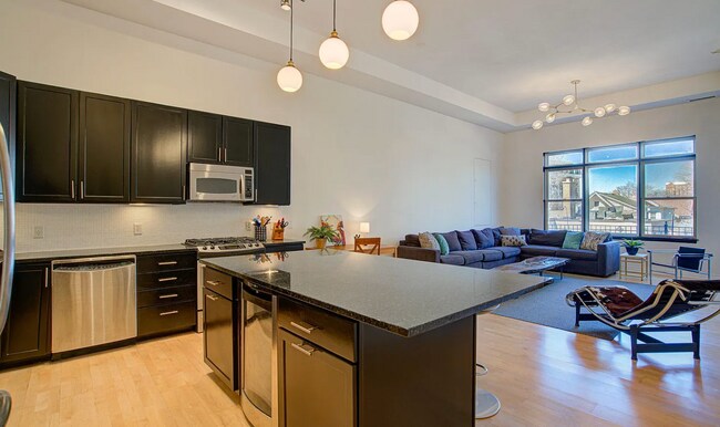 Foto del edificio - 301 Clifton Ave