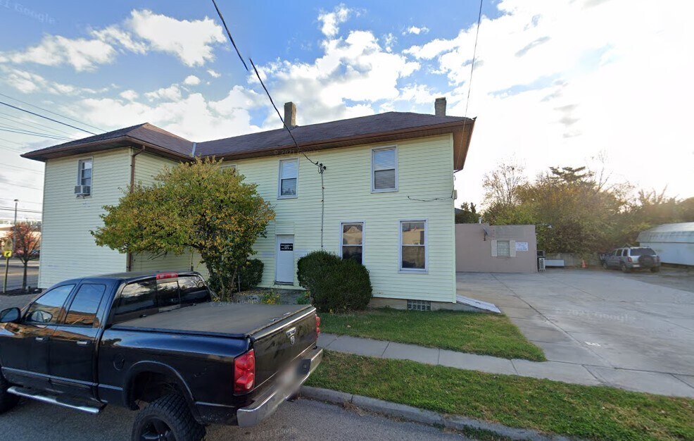 Building Photo - 1619 W Galbraith Rd