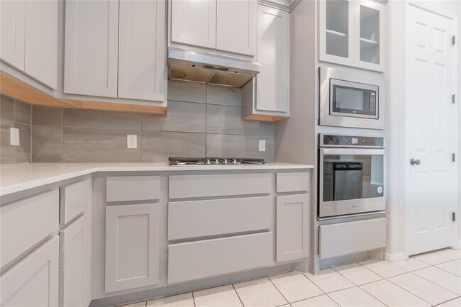 Foto del edificio - 3810 Brushy Creek Rd