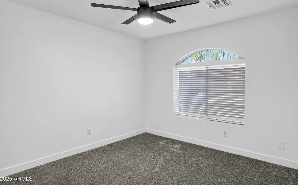 Foto principal - 896 N Kingston St