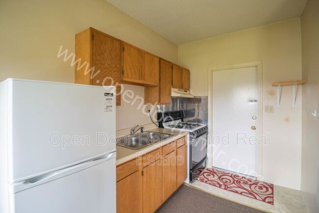 Foto del edificio - 255 S Wayne St