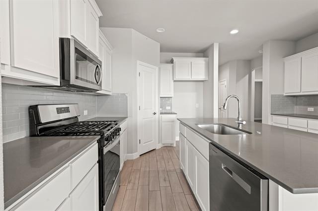 Foto del edificio - 204 Dunmore Dr