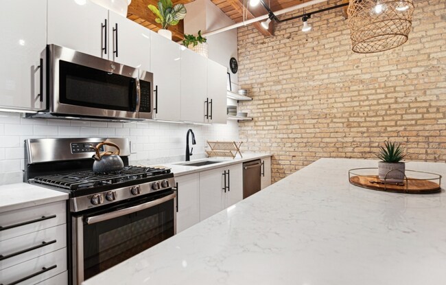 Foto del edificio - 375 W Erie St