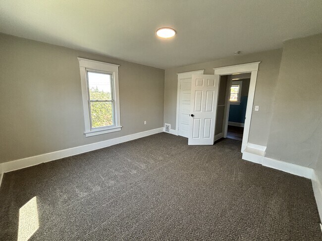 Foto del edificio - 351 1st St SE