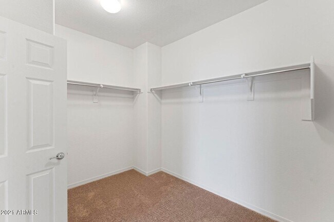 Foto del edificio - Single level home in  STONEHAVEN PARCEL 13A