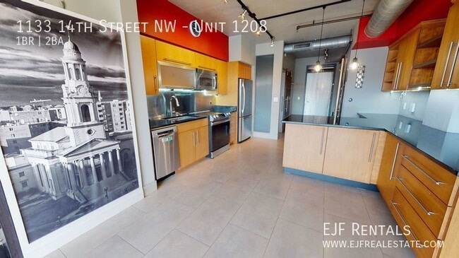 Building Photo - 1133 14th St NW