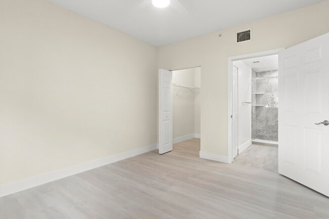 Building Photo - 7085 Nova Dr