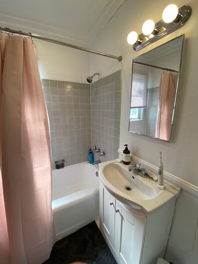 Foto del edificio - 135 S Orlando Ave