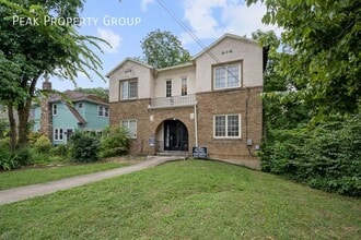 Building Photo - 3379 Morrison Ave