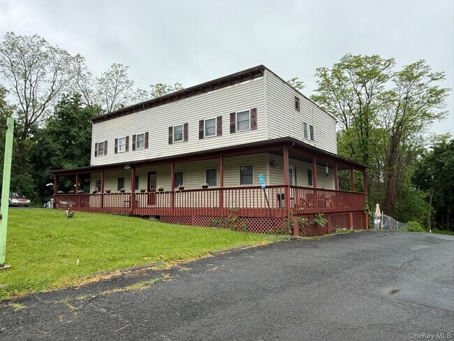 Foto del edificio - 2415 NY-32