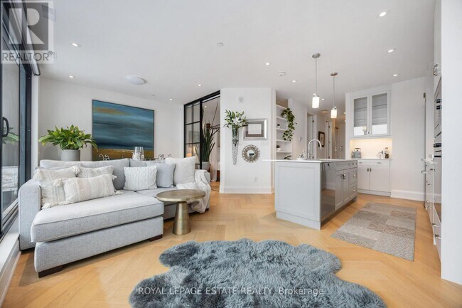 Building Photo - 365 Beech Ave