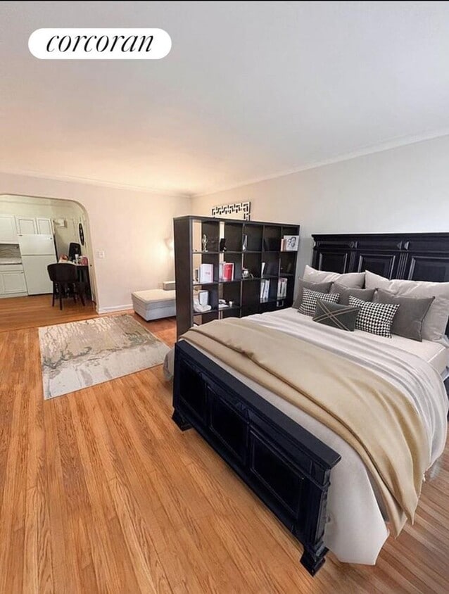 Foto del edificio - 64-85-85 Saunders St