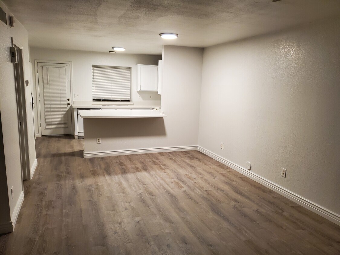 4601 N 102nd Ave Unit 1118, Phoenix, AZ 85037 Condo for Rent in Phoenix, AZ