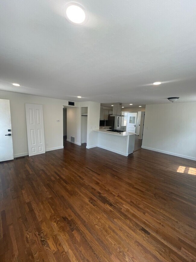 Foto del edificio - Charming 4BR House in Colorado Springs