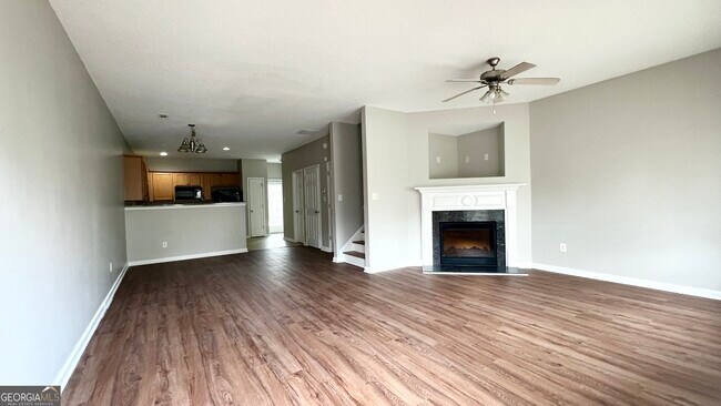 Foto del edificio - 8570 Oakley Cir