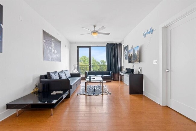Foto del edificio - 3016 Guadalupe St
