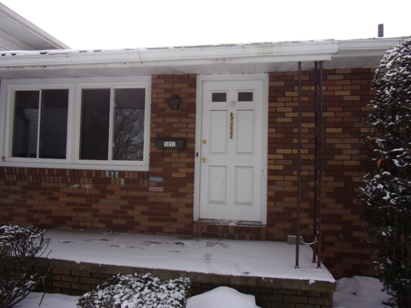 5092 Bundoran St NW Unit 5092, North Canton, OH 44720 Apartment for