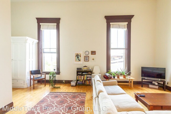 Foto del edificio - 120 S Walnut St