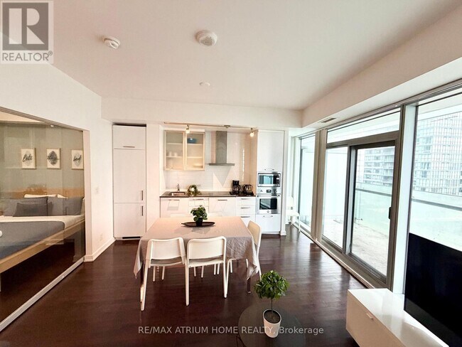 Photo du bâtiment - 14 York St