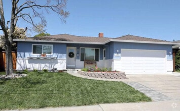 Building Photo - 3902 Madeira Way
