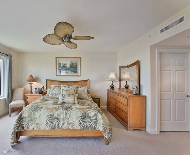 Building Photo - 2 br, 2 bath Condo - 101 Alma St Apt 401