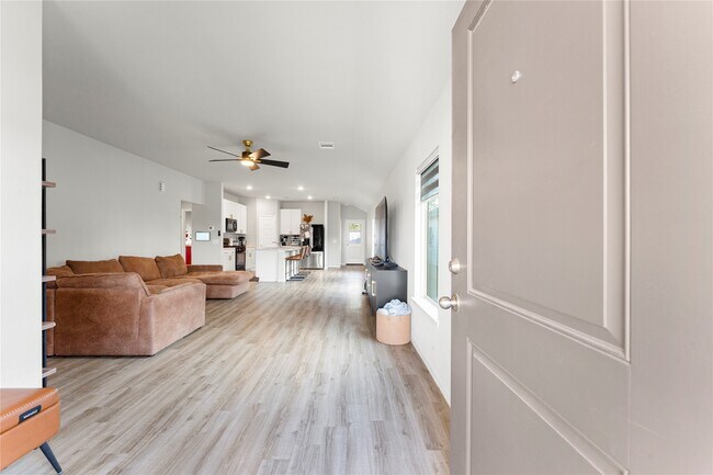 Foto del edificio - 2034 Brixham Bluff Ln