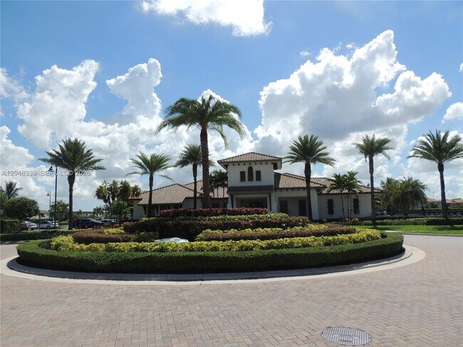 Foto del edificio - 9336 W 34th Ct
