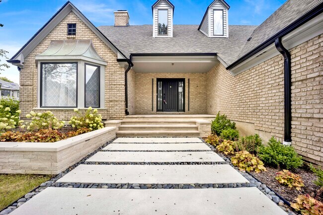 Foto del edificio - 4070 Palmer Ct