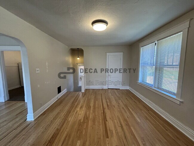 Foto del edificio - 1252 Moorlands Dr